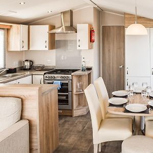 Three-Bedroom Holiday home 3
